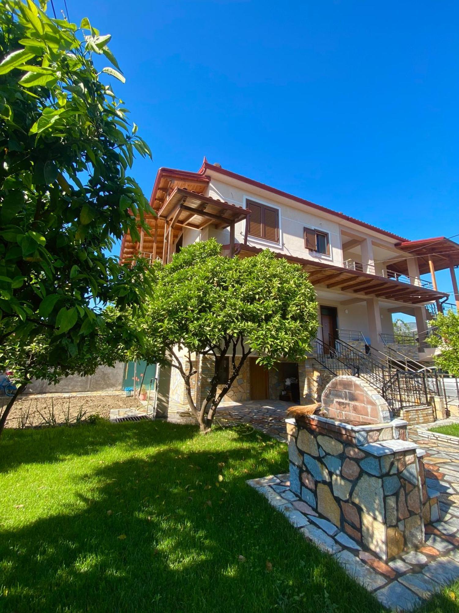 Villa Berat Exterior photo